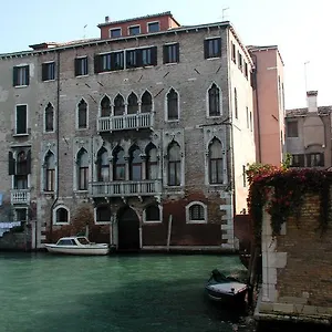 At A Palazzo 3*, Venecia Italia
